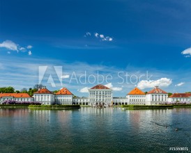 Bild på Artificial pool in front of the Nymphenburg Palace